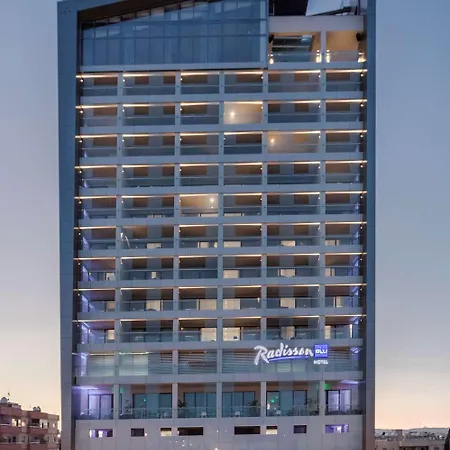 Radisson Blu Hotel, Otel Larnaca
