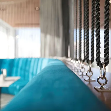 Radisson Blu Hotel, 5* Ларнака