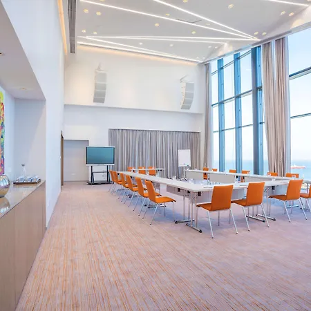 Radisson Blu Hotel, Otel 5*