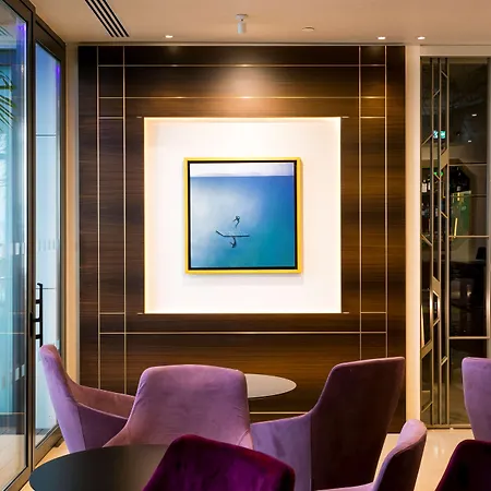 Radisson Blu Hotel, 5* Larnaca