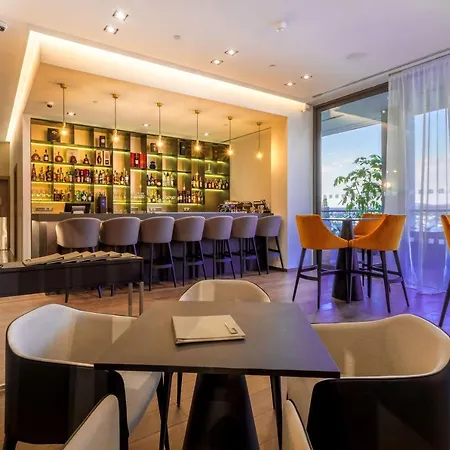 Otel Radisson Blu Hotel, Larnaca