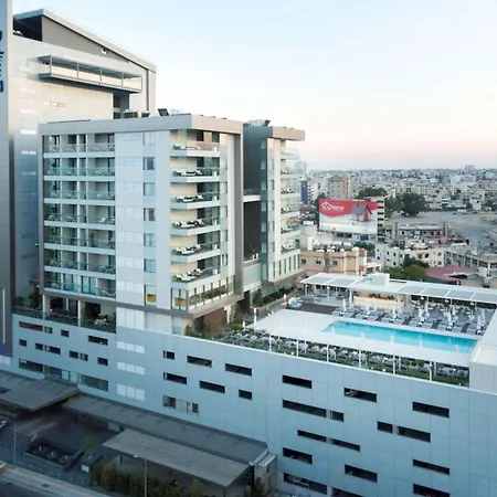 Radisson Blu Hotel, Lárnaka