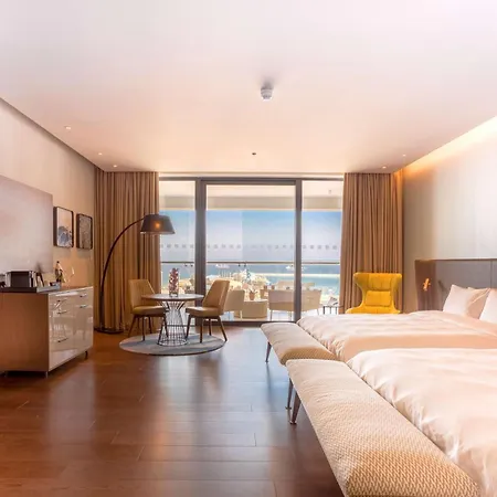 Radisson Blu Hotel, Szálloda 5*