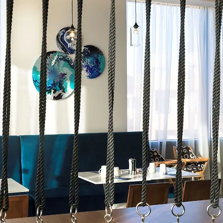 Radisson Blu Hotel, לרנקה