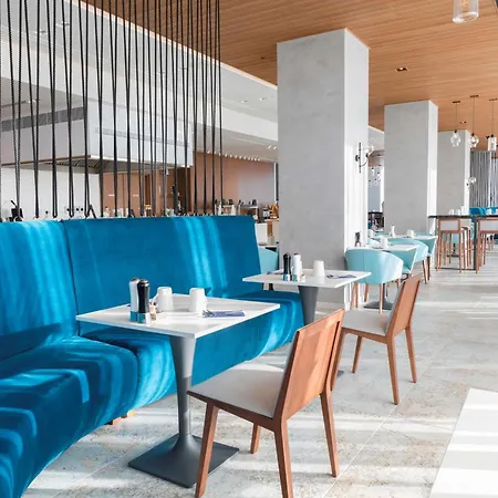 Radisson Blu Hotel, ホテル