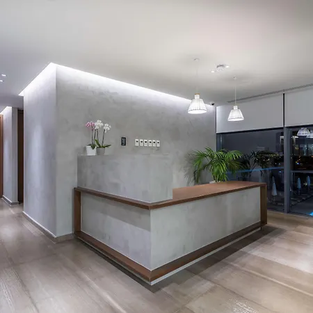 מלון Radisson Blu Hotel, 5*