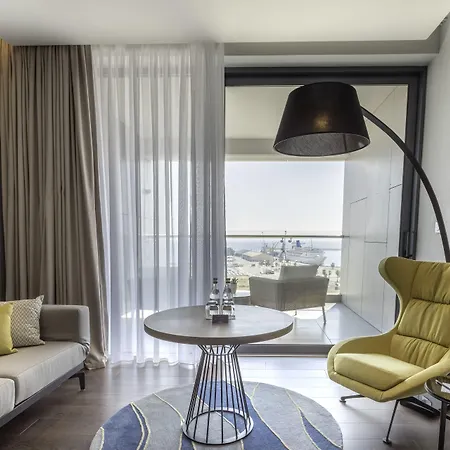 Radisson Blu Hotel, ホテル ラルナカ