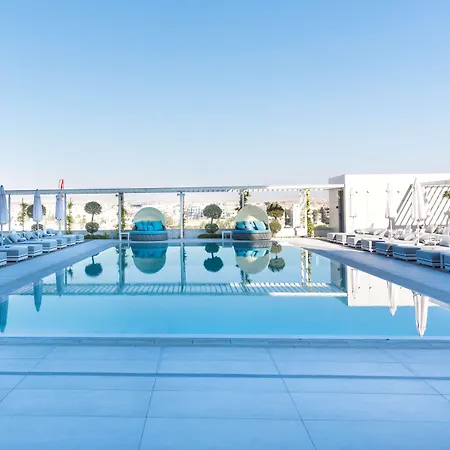 Radisson Blu Hotel, ホテル