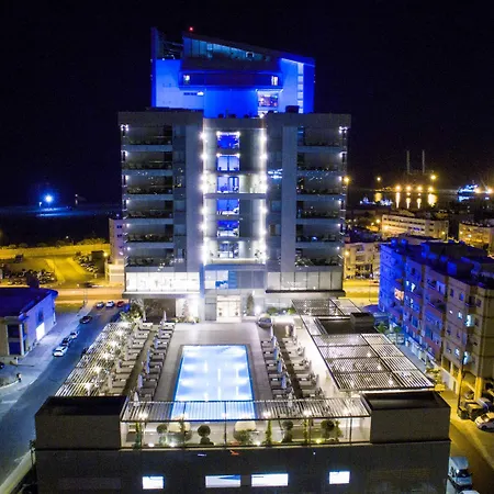 Radisson Blu Hotel, ホテル