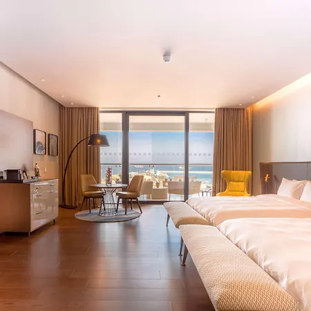 Radisson Blu Hotel, ホテル ラルナカ