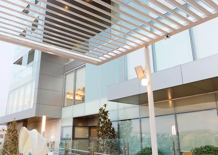 Radisson Blu Hotel, Hotel