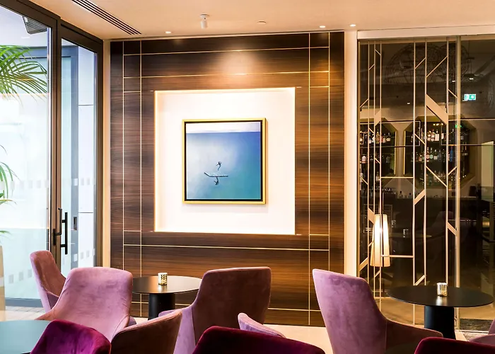 Radisson Blu Hotel, ホテル