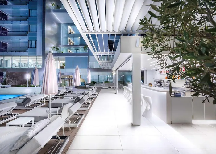 Radisson Blu Hotel, Hotel Larnaca