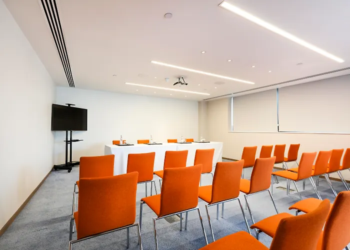 ホテル Radisson Blu Hotel, ラルナカ