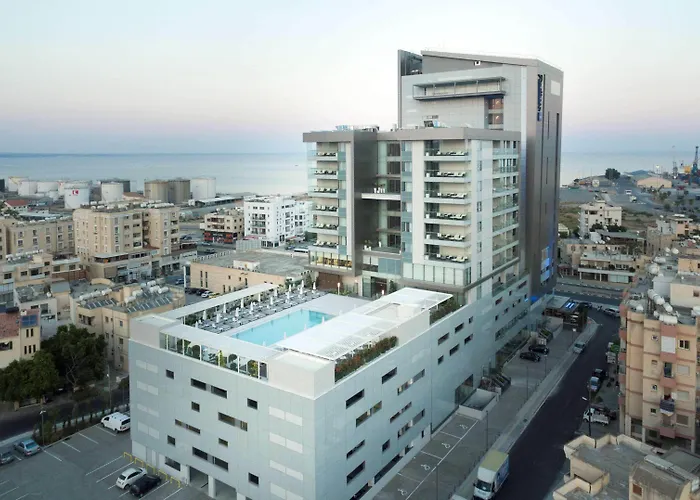 Radisson Blu Hotel, Hotel