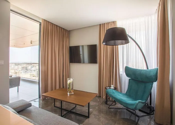 Radisson Blu Hotel, Hotel Larnaca