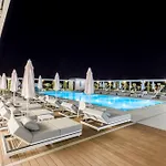 ホテル Radisson Blu Hotel, ラルナカ