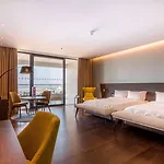 Radisson Blu Hotel, ホテル
