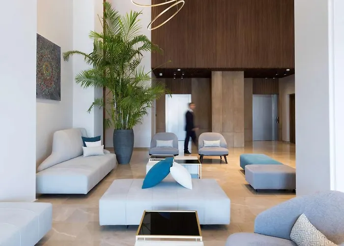 호텔 Radisson Blu Hotel, 라르나카